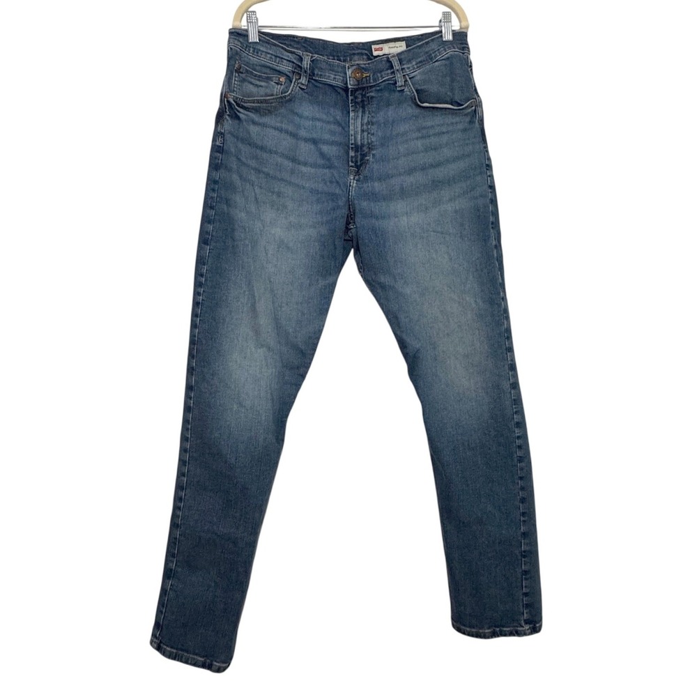 Wrangler Mens Athletic Fit Jeans Medium Wash Blue Denim‎ 1090ATWHF 34x32